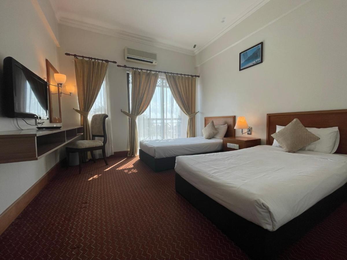 Hotel Putra Brasmana 2*