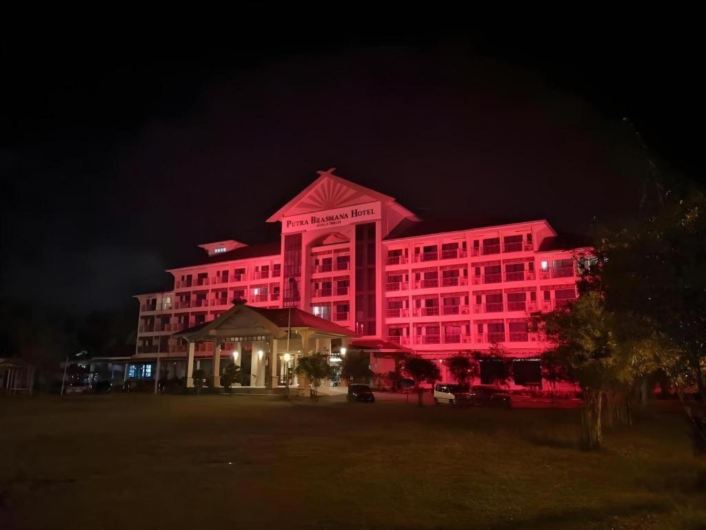 Putra Brasmana Hotel Kuala Perlis