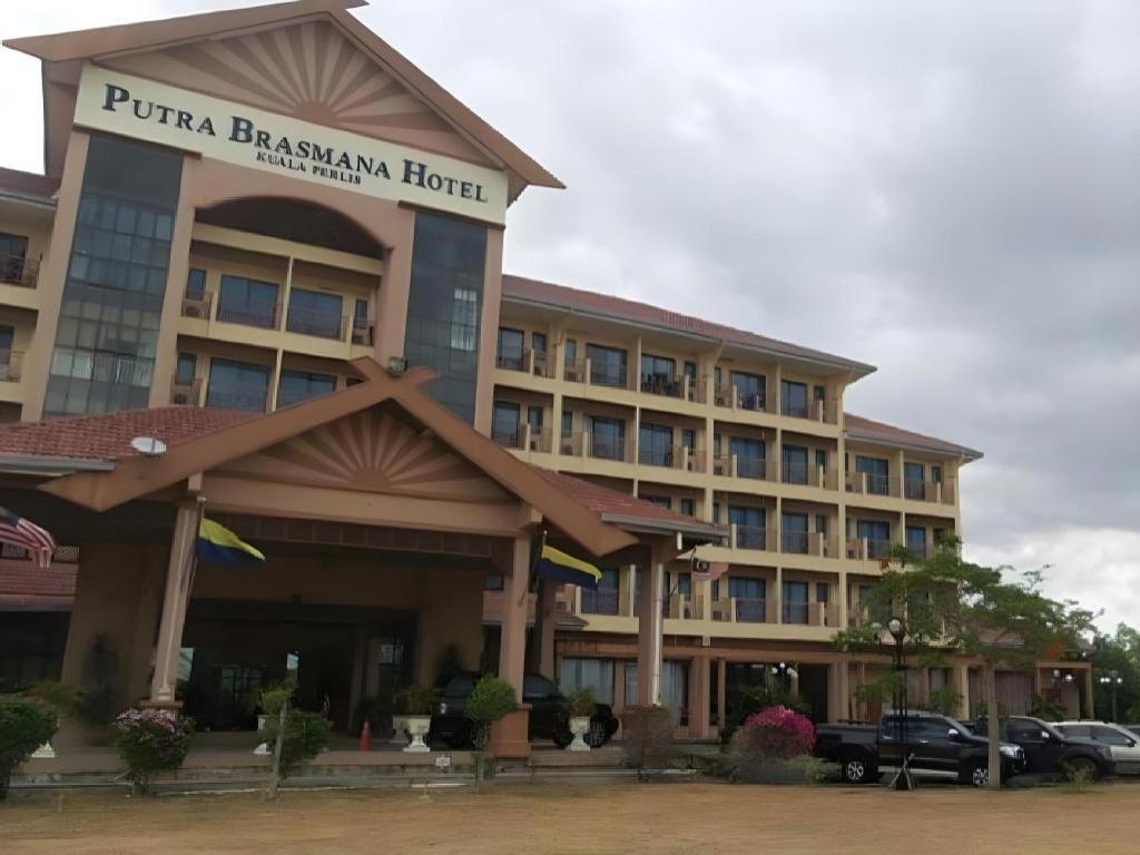 Hotel Putra Brasmana 2*