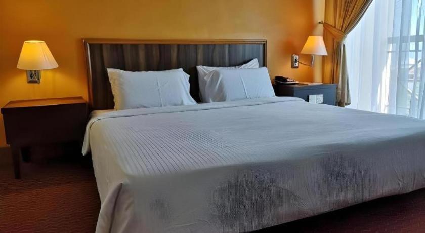 Putra Brasmana Hotel